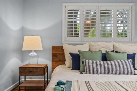 House in Winter Park, Florida 3 bedrooms, 120.96 sq.m. № 2267449 - photo 20