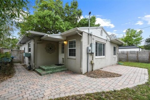 House in Winter Park, Florida 3 bedrooms, 120.96 sq.m. № 2267449 - photo 6