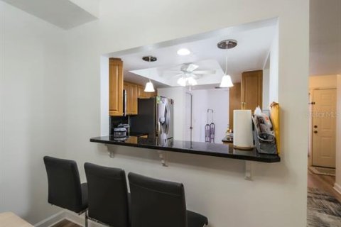 Townhouse in Clearwater, Florida 3 bedrooms, 149.57 sq.m. № 2139043 - photo 28