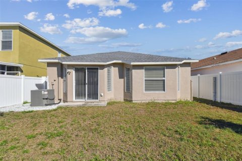 Casa en venta en Tampa, Florida, 3 dormitorios, 120.4 m2 № 1520605 - foto 25