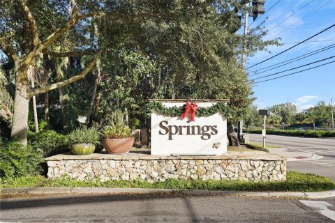 House in Longwood, Florida 3 bedrooms, 224.45 sq.m. № 1717956 - photo 4