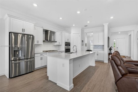 House in Loxahatchee Groves, Florida 6 bedrooms, 340.21 sq.m. № 2068775 - photo 24