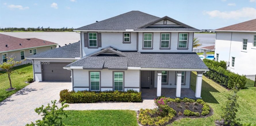 House in Loxahatchee Groves, Florida 6 bedrooms, 340.21 sq.m. № 2068775