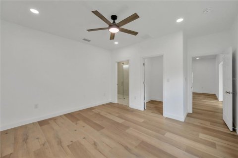 Casa en venta en Dade City, Florida, 4 dormitorios, 261.52 m2 № 2116330 - foto 30