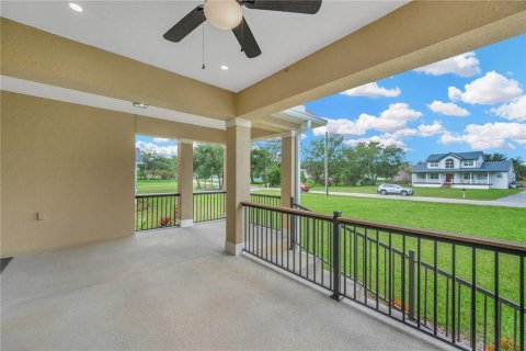 Casa en venta en Dade City, Florida, 4 dormitorios, 261.52 m2 № 2116330 - foto 8