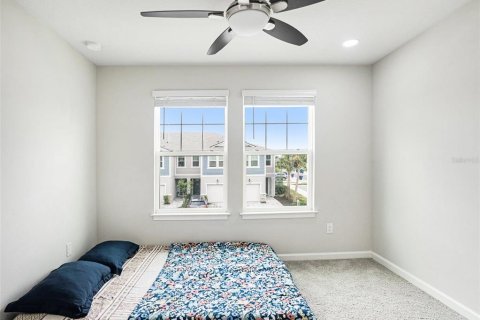 Townhouse in Lutz, Florida 3 bedrooms, 154.87 sq.m. № 1630667 - photo 16
