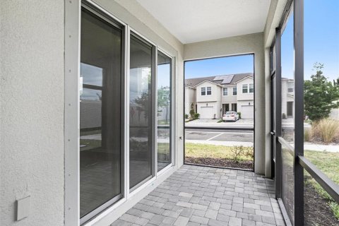 Townhouse in Lutz, Florida 3 bedrooms, 154.87 sq.m. № 1630667 - photo 25