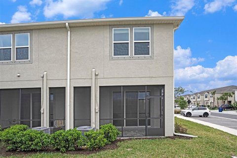 Townhouse in Lutz, Florida 3 bedrooms, 154.87 sq.m. № 1630667 - photo 26