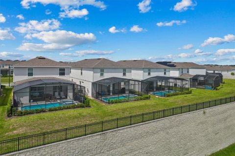 Villa ou maison à vendre à Davenport, Floride: 7 chambres, 304.91 m2 № 2141922 - photo 8