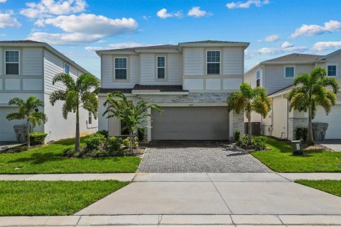 Villa ou maison à Davenport, Floride 7 chambres, 304.91 m2 № 2141922