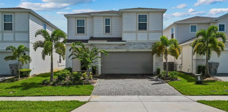 Villa ou maison à Davenport, Floride 7 chambres, 304.91 m2 № 2141922