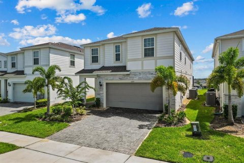 Villa ou maison à vendre à Davenport, Floride: 7 chambres, 304.91 m2 № 2141922 - photo 3
