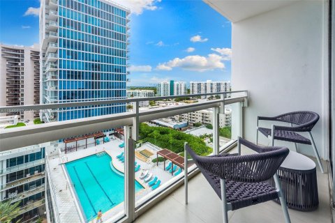 Condominio en venta en Miami Beach, Florida, 2 dormitorios, 102.47 m2 № 1050857 - foto 11