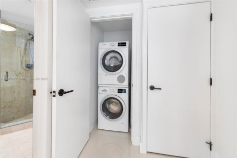 Condominio en venta en Miami Beach, Florida, 2 dormitorios, 102.47 m2 № 1050857 - foto 18