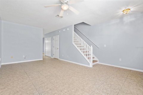 Townhouse in Riverview, Florida 2 bedrooms, 126.35 sq.m. № 1901116 - photo 4