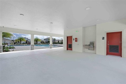 Casa en venta en Ocoee, Florida, 5 dormitorios, 227.33 m2 № 1905208 - foto 30