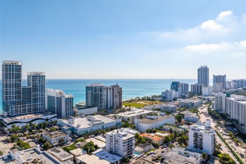 Condo in Miami Beach, Florida, 2 bedrooms № 2076310 - photo 26