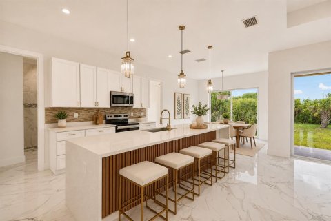 Villa ou maison à vendre à Port Charlotte, Floride: 4 chambres, 171.13 m2 № 2206494 - photo 16