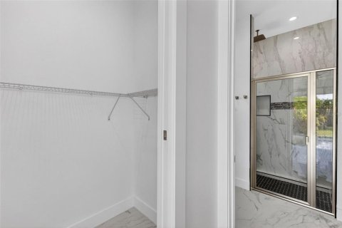 Villa ou maison à vendre à Port Charlotte, Floride: 4 chambres, 171.13 m2 № 2206494 - photo 29