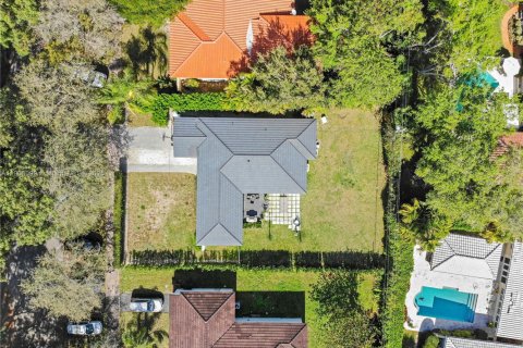 Casa en alquiler en Coral Gables, Florida, 3 dormitorios, 137.87 m2 № 1967853 - foto 19