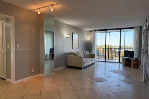 Condominio en venta en Aventura, Florida, 2 dormitorios, 92.34 m2 № 1726470 - foto 7