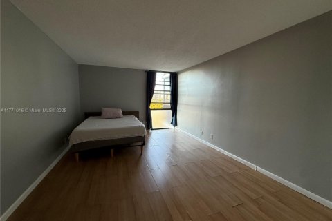 Condominio en venta en Aventura, Florida, 2 dormitorios, 92.34 m2 № 1726470 - foto 13