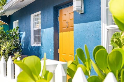Casa en alquiler en Fort Lauderdale, Florida, 2 dormitorios, 55.74 m2 № 1937579 - foto 24
