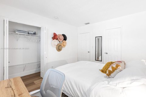 Villa ou maison à louer à Fort Lauderdale, Floride: 2 chambres, 55.74 m2 № 1937579 - photo 10