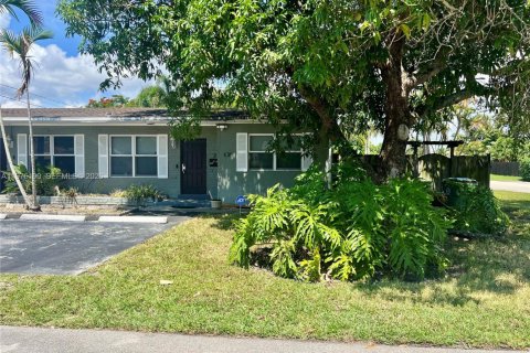 Commercial property in Fort Lauderdale, Florida 121.33 sq.m. № 2042810 - photo 3