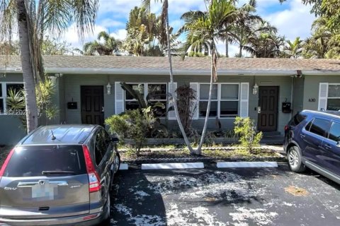 Commercial property in Fort Lauderdale, Florida 121.33 sq.m. № 2042810