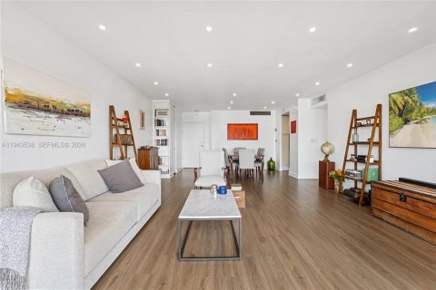 Condominio en venta en Miami, Florida, 2 dormitorios, 110.37 m2 № 2000507 - foto 8