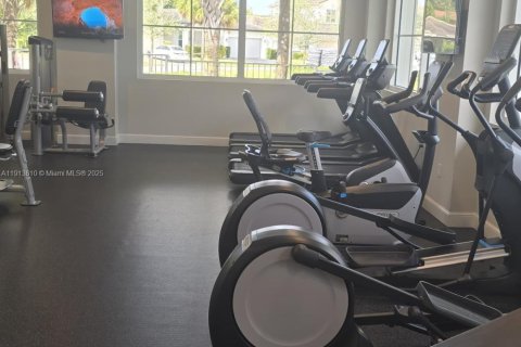 Casa en venta en Deerfield Beach, Florida, 5 dormitorios, 241.92 m2 № 1970426 - foto 22