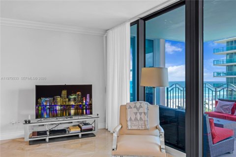 Снять в аренду кондоминиум в Майами-Бич, Флорида 2 спальни, 161.65м2, № 2030822 - фото 12