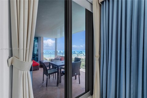 Снять в аренду кондоминиум в Майами-Бич, Флорида 2 спальни, 161.65м2, № 2030822 - фото 17