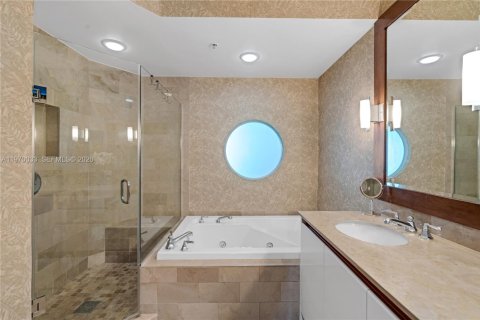 Снять в аренду кондоминиум в Майами-Бич, Флорида 2 спальни, 161.65м2, № 2030822 - фото 23