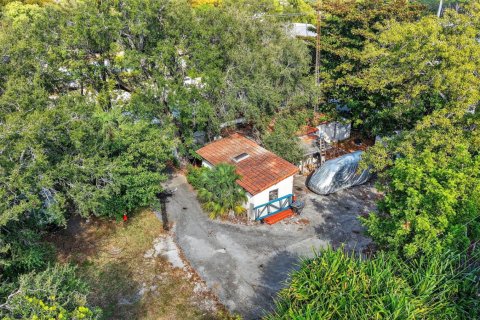 House in Fort Lauderdale, Florida 2 bedrooms, 128.58 sq.m. № 2080678 - photo 10