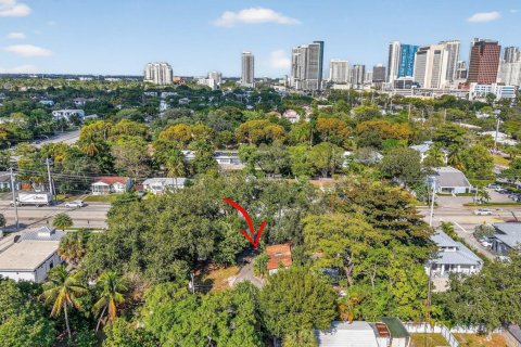 House in Fort Lauderdale, Florida 2 bedrooms, 128.58 sq.m. № 2080678 - photo 8