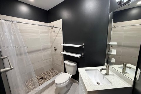 Touwnhouse à louer à Fort Lauderdale, Floride: 3 chambres, 187.11 m2 № 2351177 - photo 23