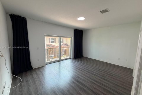Touwnhouse à louer à Fort Lauderdale, Floride: 3 chambres, 187.11 m2 № 2351177 - photo 14