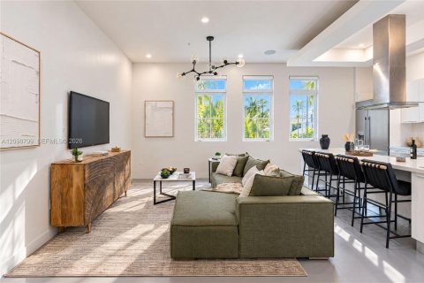 Touwnhouse à vendre à Coral Gables, Floride: 3 chambres, 276.48 m2 № 2397235 - photo 11