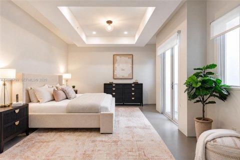 Touwnhouse à vendre à Coral Gables, Floride: 3 chambres, 276.48 m2 № 2397235 - photo 18