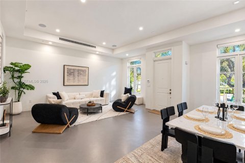 Touwnhouse à Coral Gables, Floride 3 chambres, 276.48 m2 № 2397235