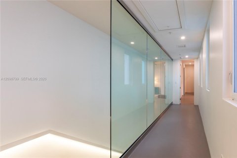 Touwnhouse à vendre à Coral Gables, Floride: 3 chambres, 276.48 m2 № 2397235 - photo 21