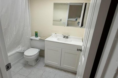 Condo in Winter Haven, Florida, 2 bedrooms  № 2368757 - photo 7
