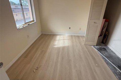 Condo in Winter Haven, Florida, 2 bedrooms  № 2368757 - photo 16