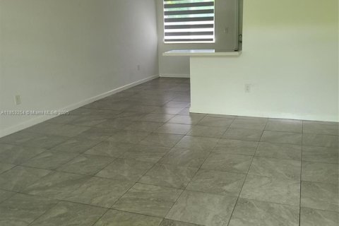 Appartement à louer à Miami, Floride: 2 chambres № 1874838 - photo 4