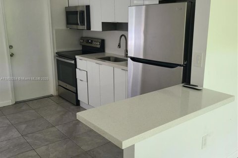 Appartement à louer à Miami, Floride: 2 chambres № 1874838 - photo 5