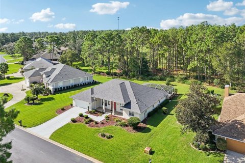 Casa en venta en Ocala, Florida, 4 dormitorios, 202.71 m2 № 1917602 - foto 1