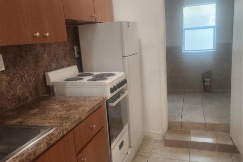 Immobilier commercial à louer à North Lauderdale, Floride: 3 pièces, 160.26 m2 № 2147374 - photo 7