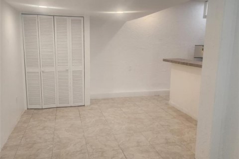 Immobilier commercial à North Lauderdale, Floride 3 pièces, 160.26 m2 № 2147374